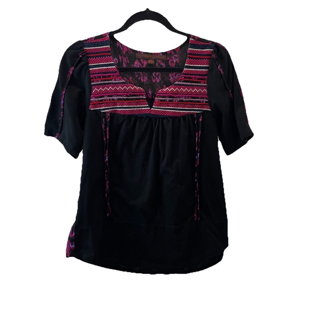 A Common Thread Black Pink Floral Embroidered Split Neck Short Sleeve Top Size M
